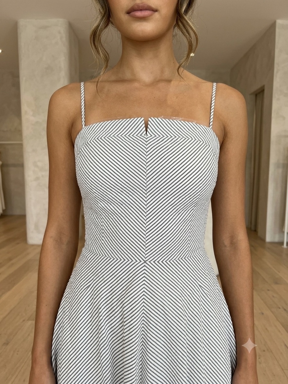 Isaac Mizrahi White and Black Strapless Notch Dress